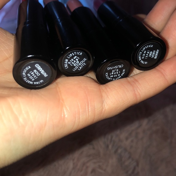 4 Pack Set Of lipsticks - Picture 4 of 4